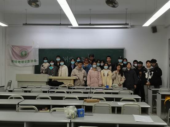 0E61EA3AF06F276BC47C85913E1116F7